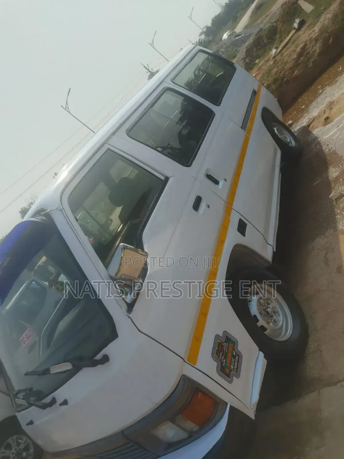 Nissan Caravan (Urvan) 2002 White