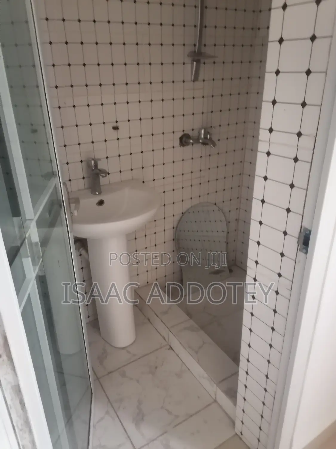 2bdrm Apartment in Spintex Basket for rent