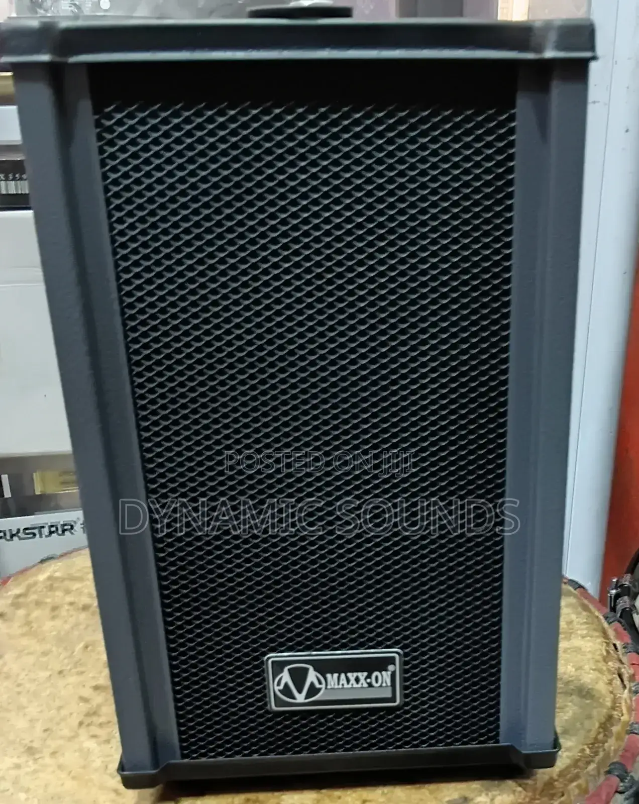 Maxx-on Column Speaker