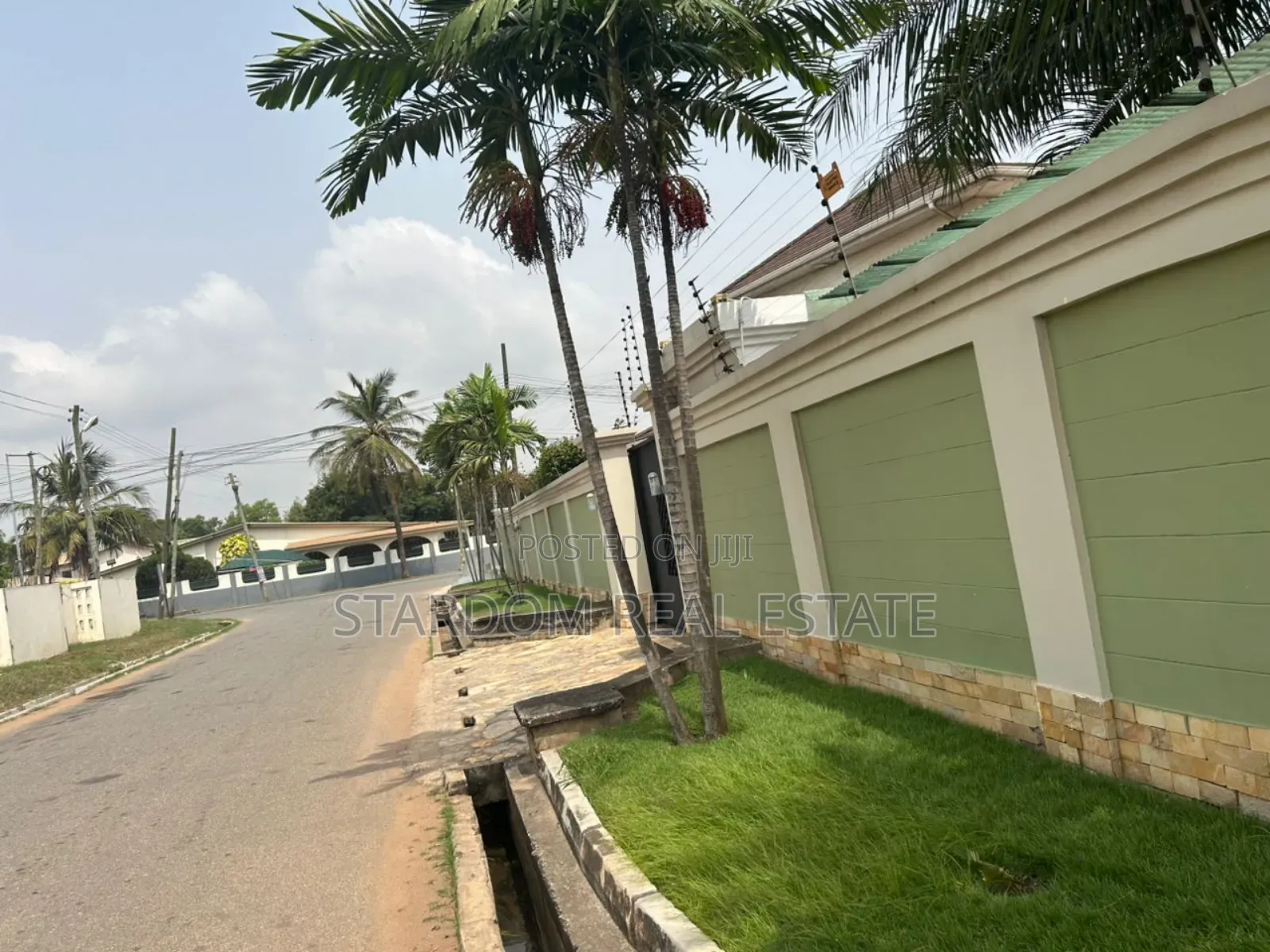 2bdrm Apartment in Cantonments for rent