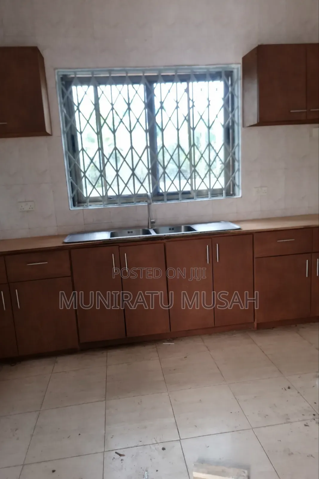 4bdrm House in Owusu Ansah for rent