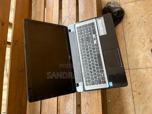 New Laptop Acer AS5755 8GB Intel Core I5 HDD+SSD 500GB