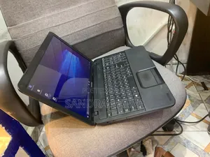 New Laptop Toshiba Satellite C665 8GB AMD HDD 500GB