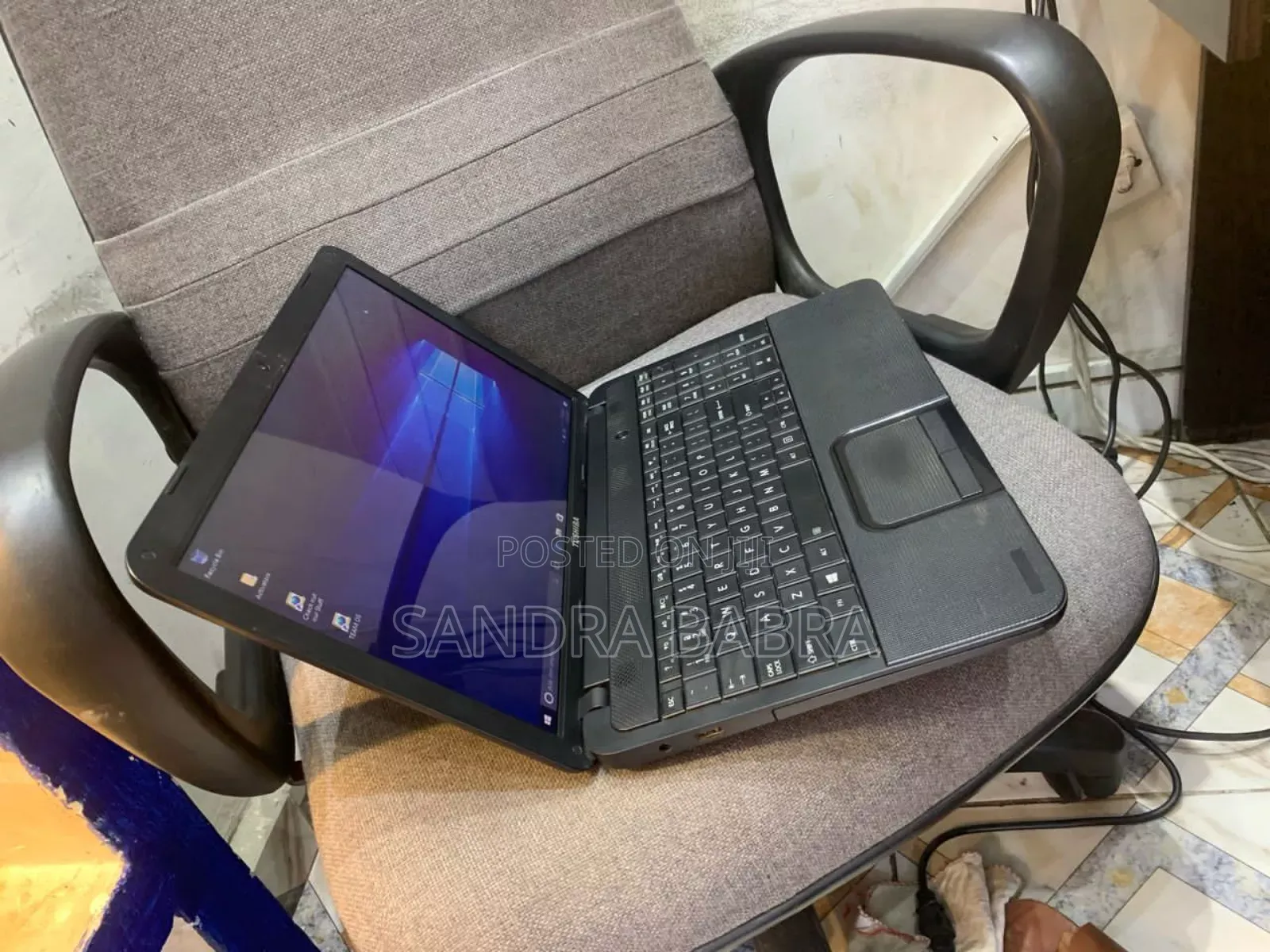 New Laptop Toshiba Satellite C665 8GB AMD HDD 500GB