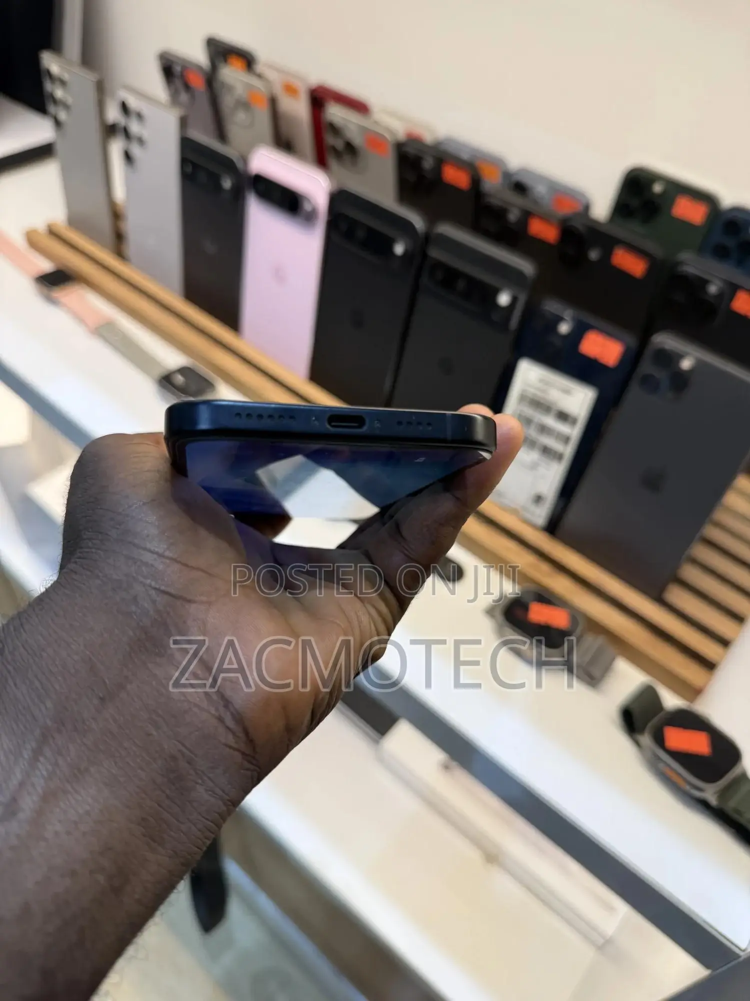 Apple iPhone 16 Plus 128 GB Black