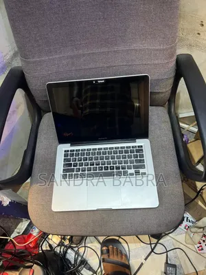 New Laptop Apple MacBook 2012 4GB Intel Core I5 HDD 320GB
