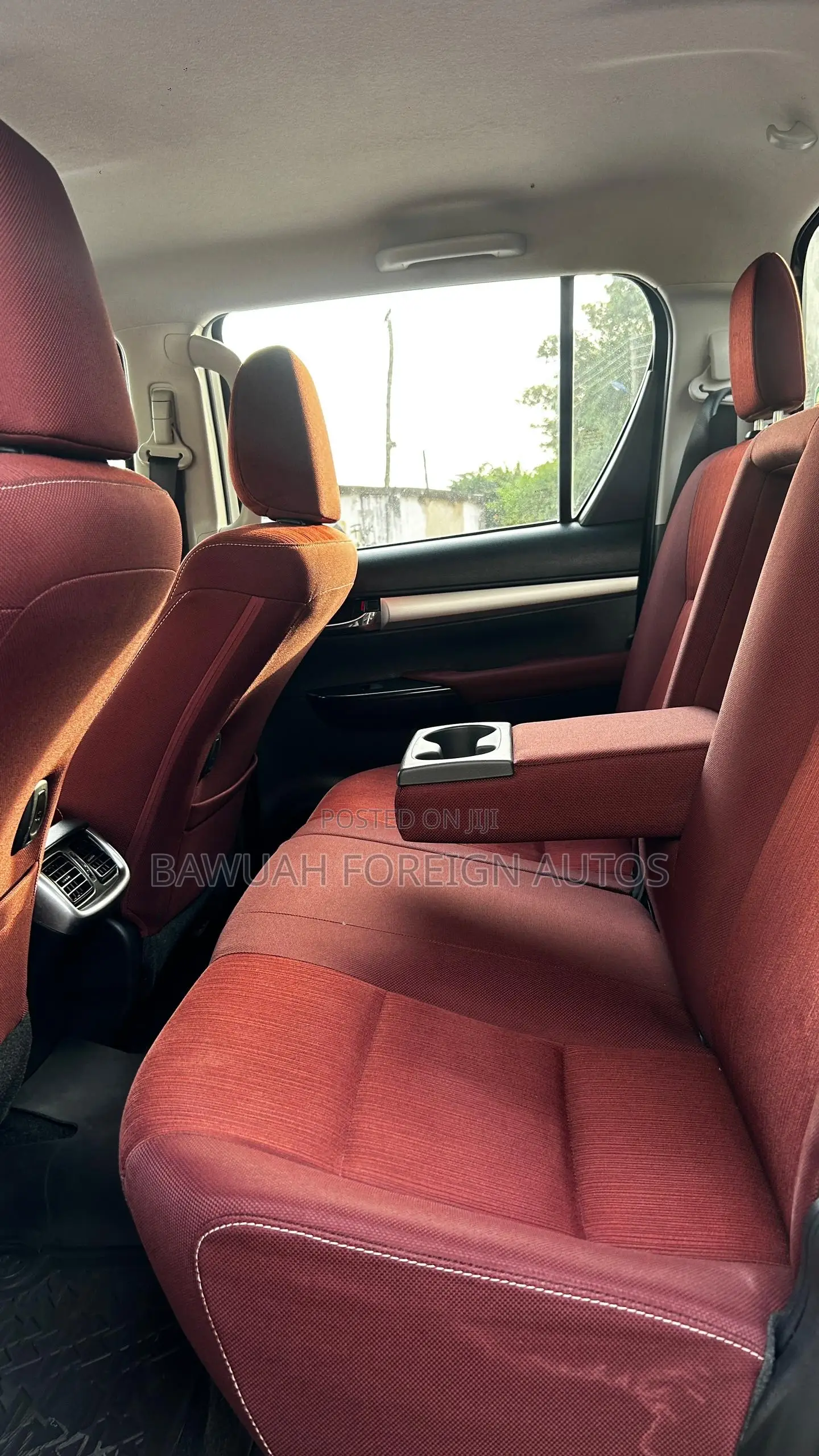 Toyota Hilux 2024 White