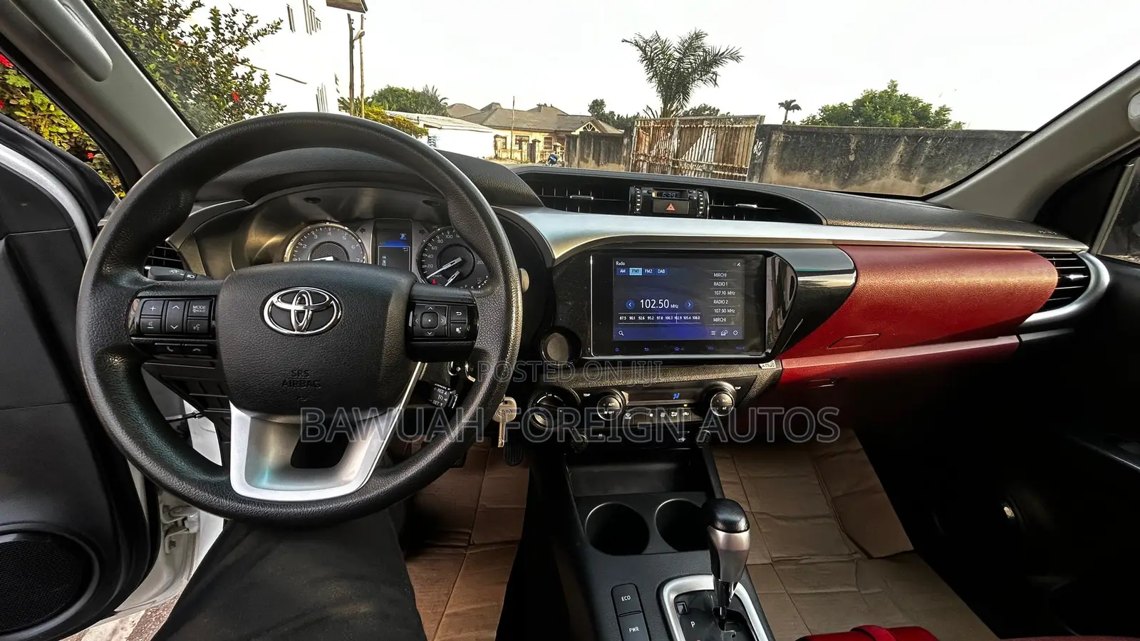 Toyota Hilux 2024 White