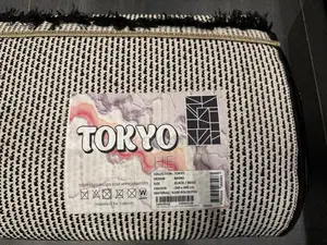 Black/Beige Rug(240 X 340 Cm)