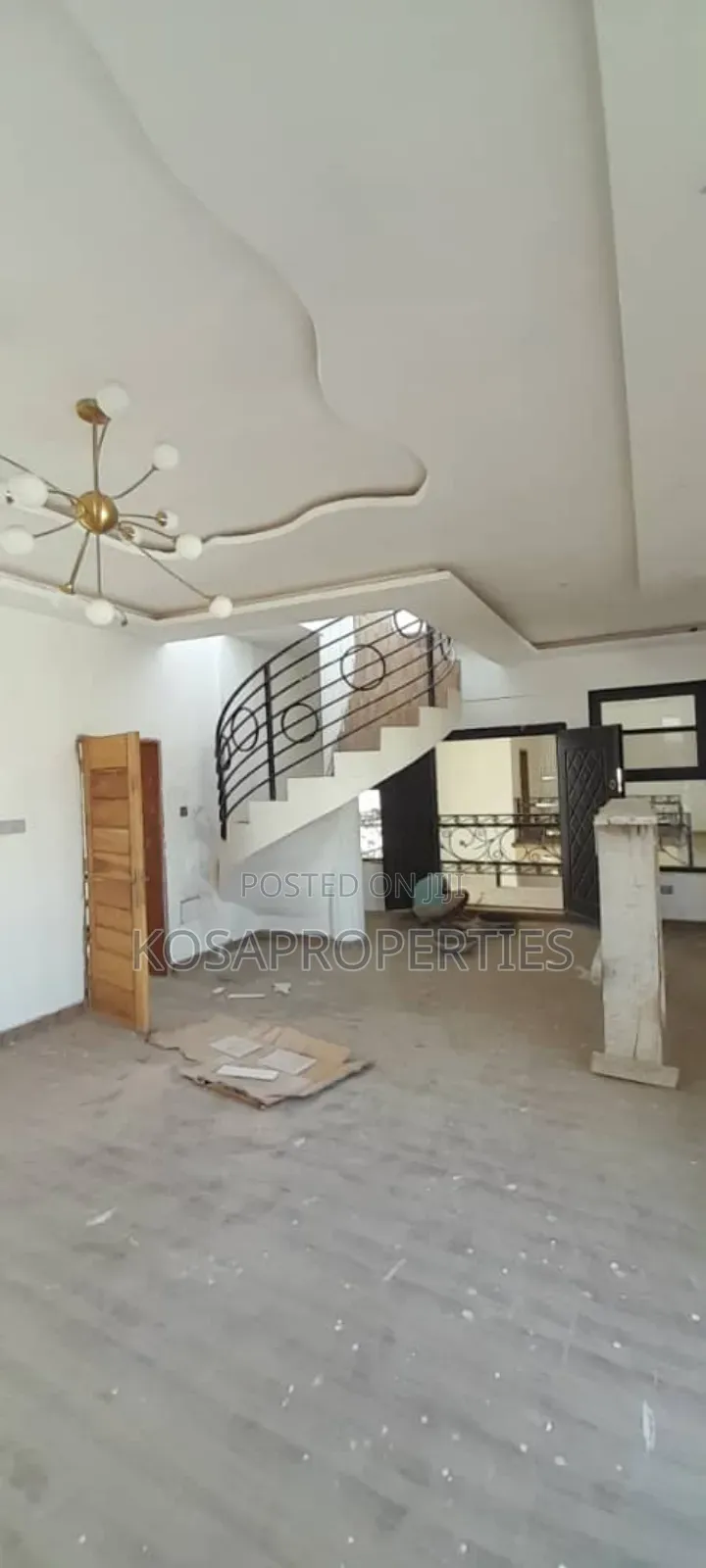 5bdrm Mansion in Adjiringanor Around, East Legon for sale