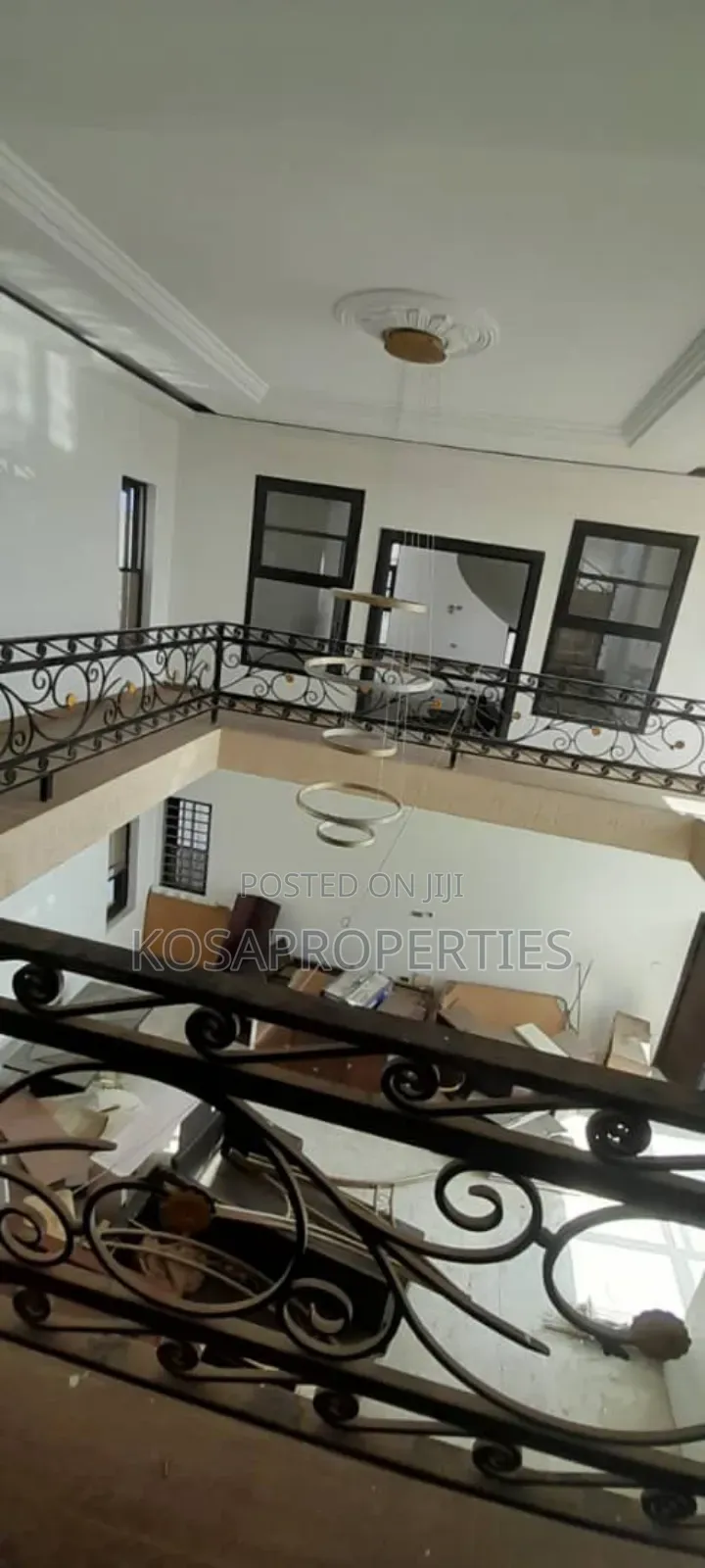 5bdrm Mansion in Adjiringanor Around, East Legon for sale