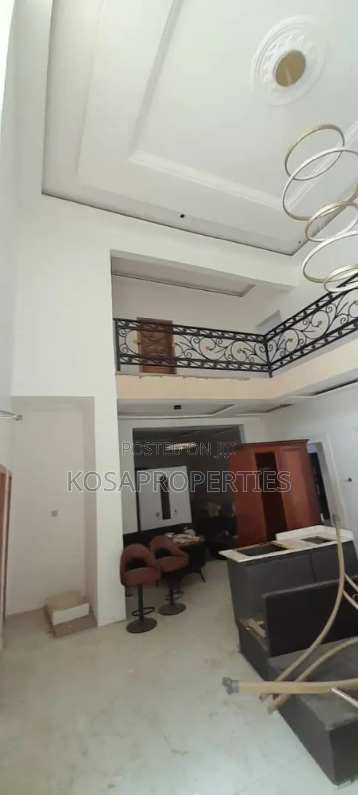 5bdrm Mansion in Adjiringanor Around, East Legon for sale