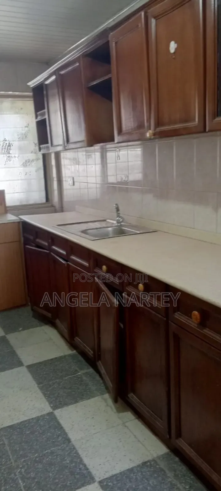 2bdrm Apartment in Sakumono Estates for sale