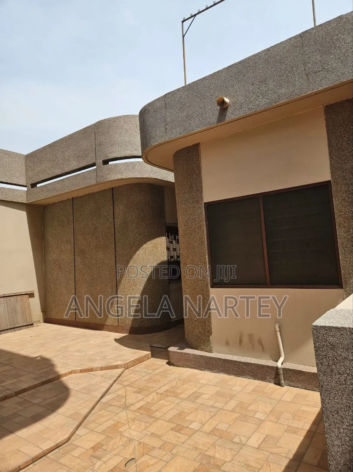 7bdrm House in Achimota for sale