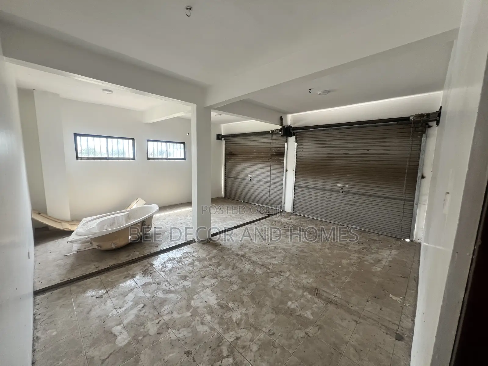 5bdrm House in Bee Decor & Homes, North Legon for rent