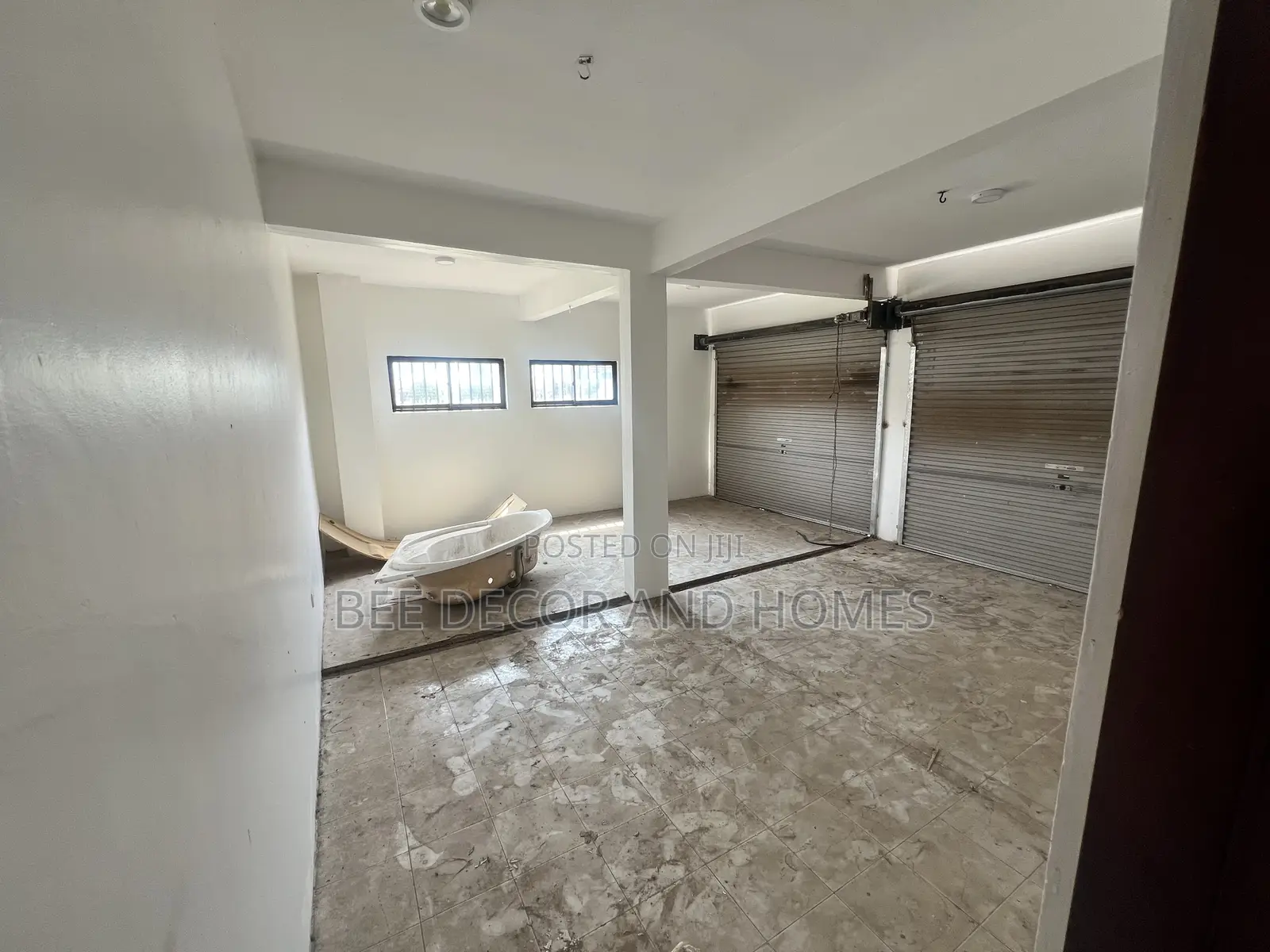 5bdrm House in Bee Decor & Homes, North Legon for rent
