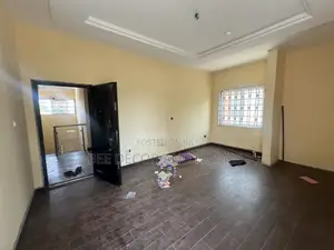 5bdrm House in Bee Decor & Homes, North Legon for sale