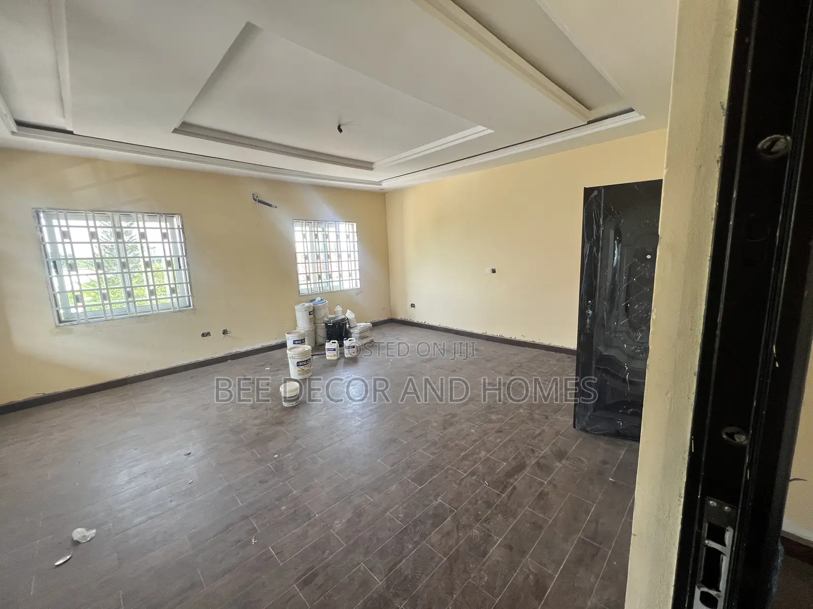 5bdrm House in Bee Decor & Homes, North Legon for sale