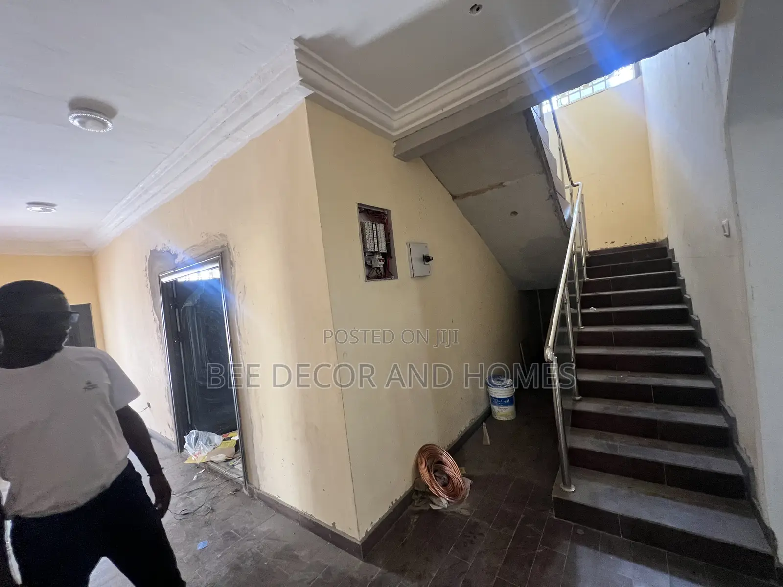 5bdrm House in Bee Decor & Homes, North Legon for sale