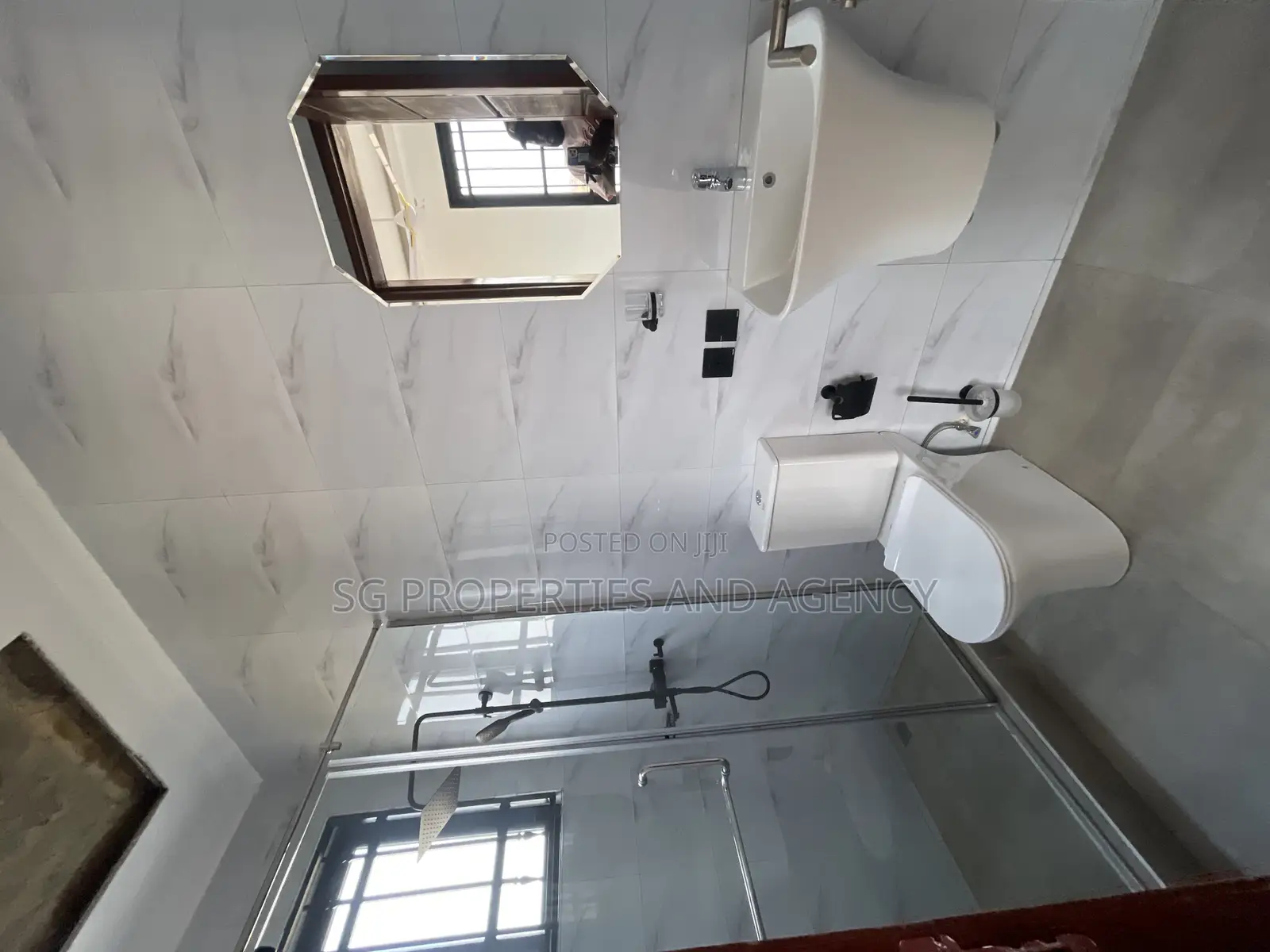 2bdrm Apartment in Coastal, Coca Cola for rent