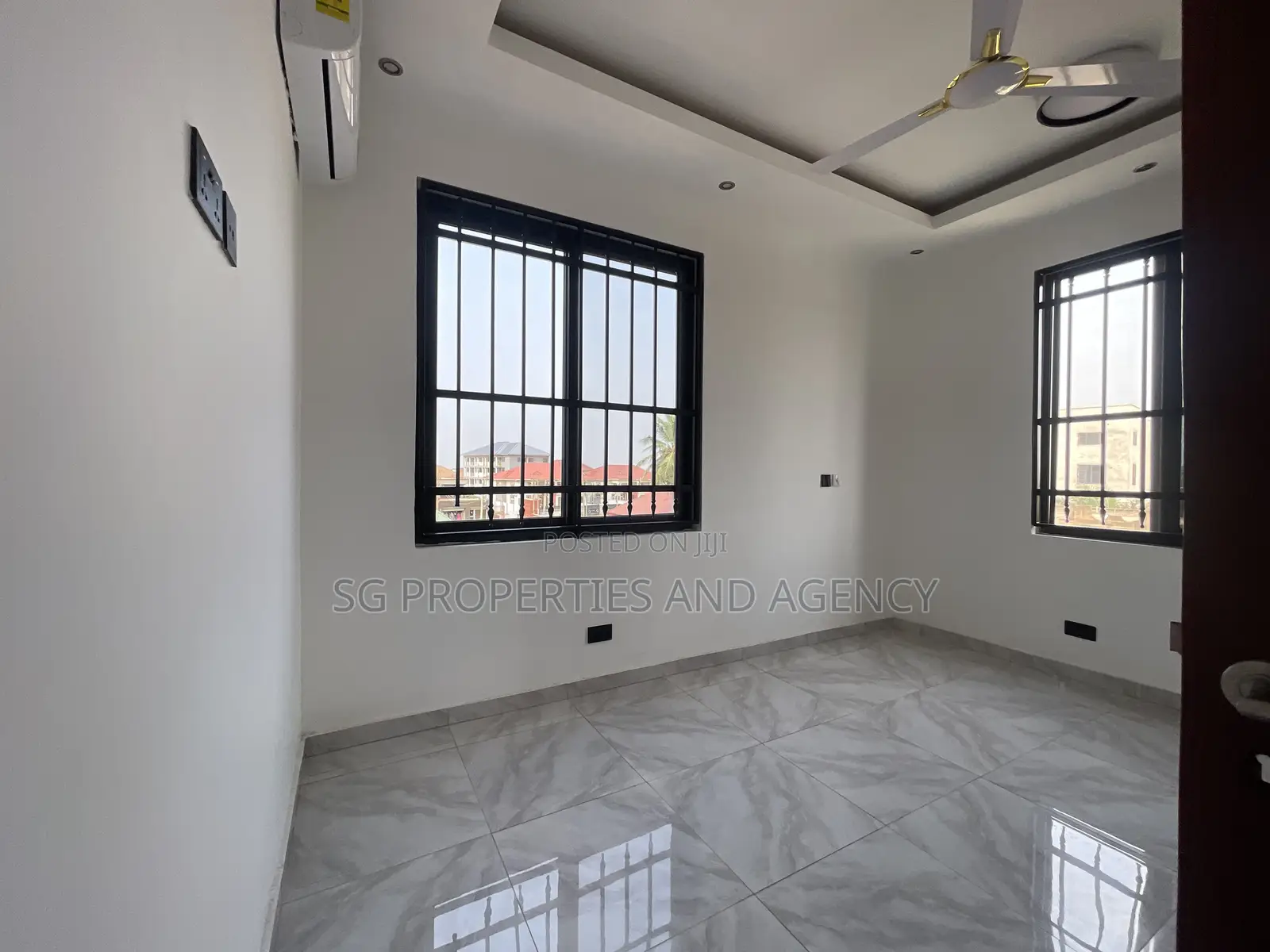 3bdrm Apartment in Coastal, Coca Cola for rent