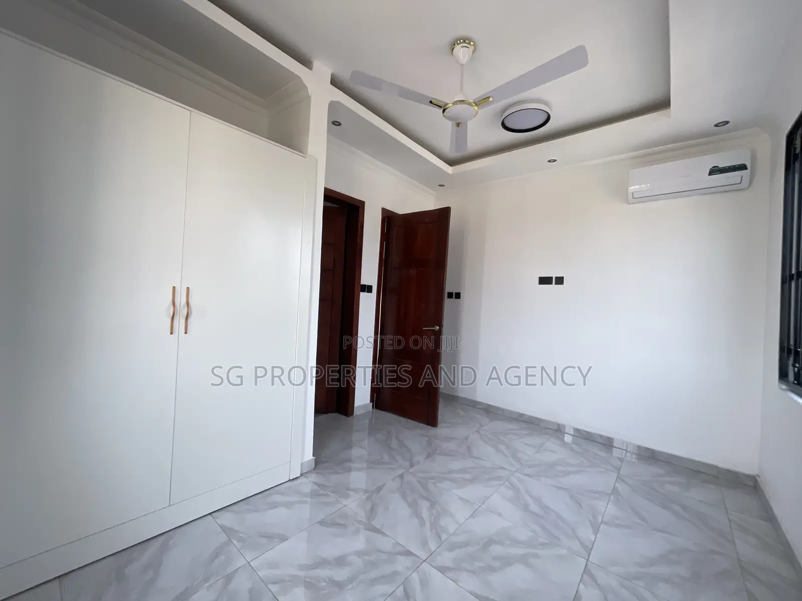 3bdrm Apartment in Coastal, Coca Cola for rent