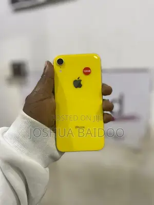 Apple XR 128 GB Yellow