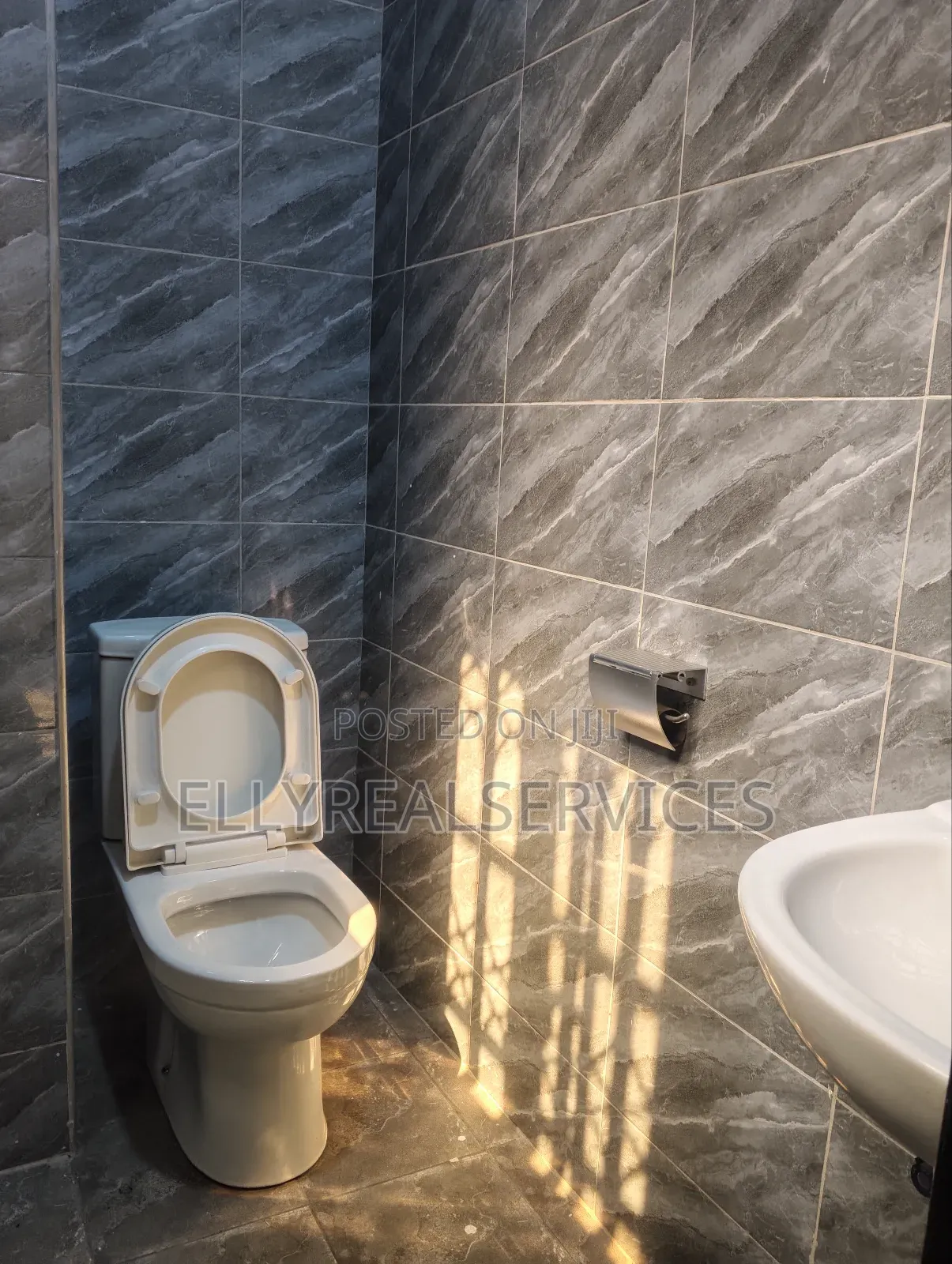 2bdrm Apartment in Ellyrealservices, Adenta for rent