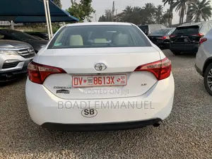 Toyota Corolla 2017 White
