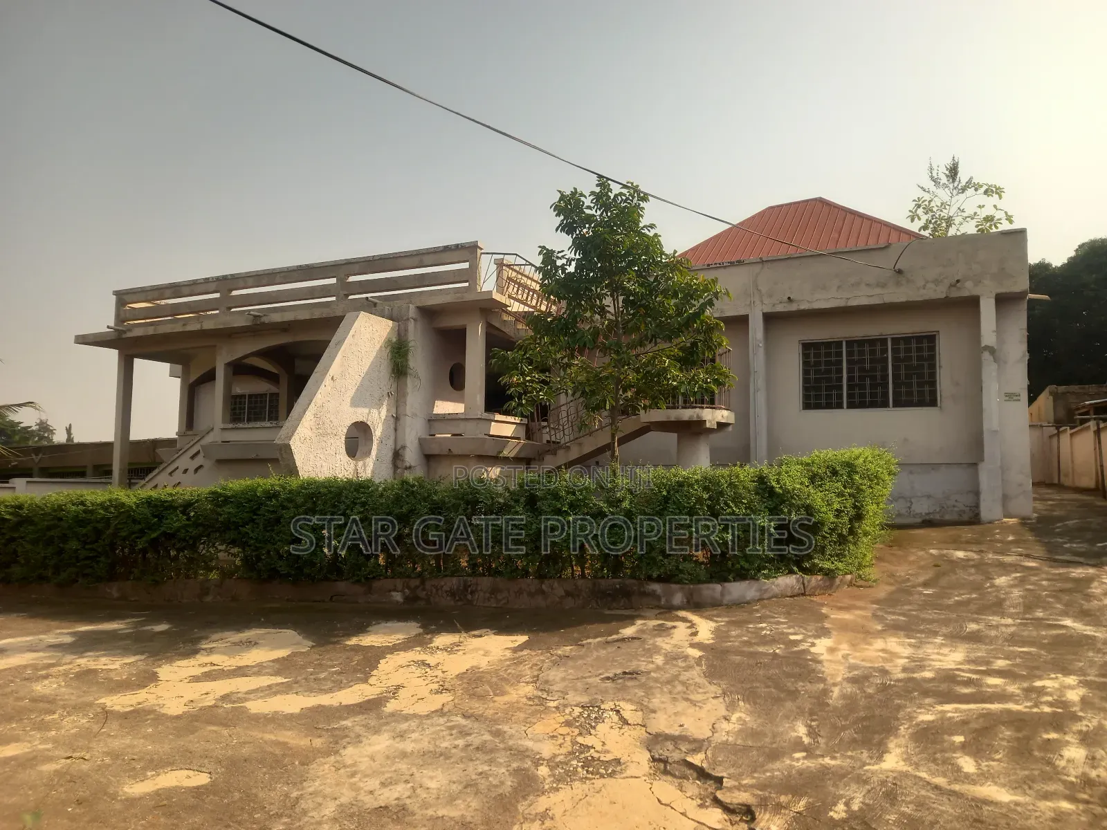 6bdrm House in Kwadaso, Kumasi Metropolitan for sale