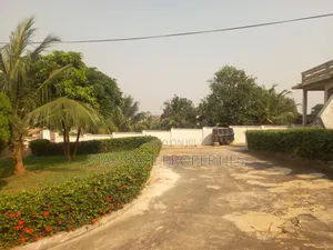 6bdrm House in Kwadaso, Kumasi Metropolitan for sale