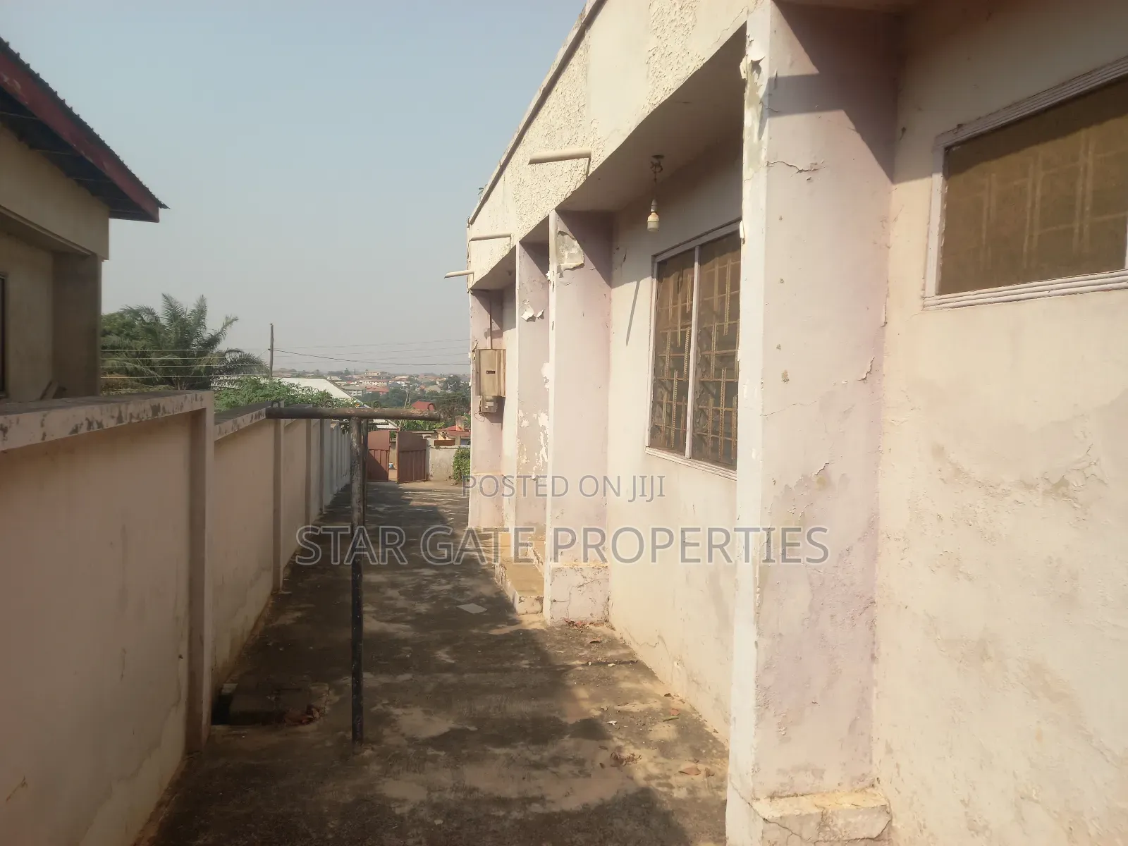 6bdrm House in Kwadaso, Kumasi Metropolitan for sale