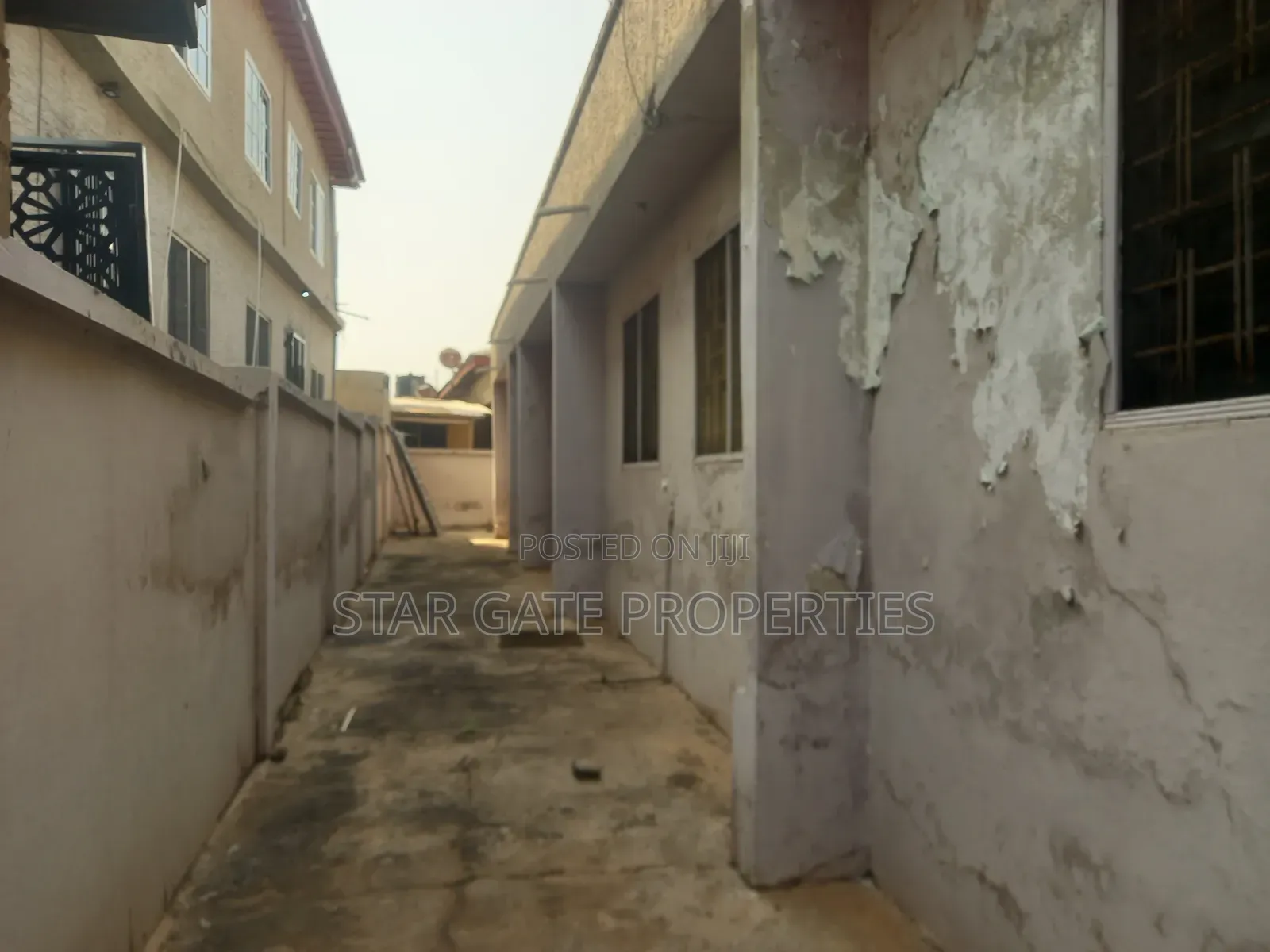 6bdrm House in Kwadaso, Kumasi Metropolitan for sale
