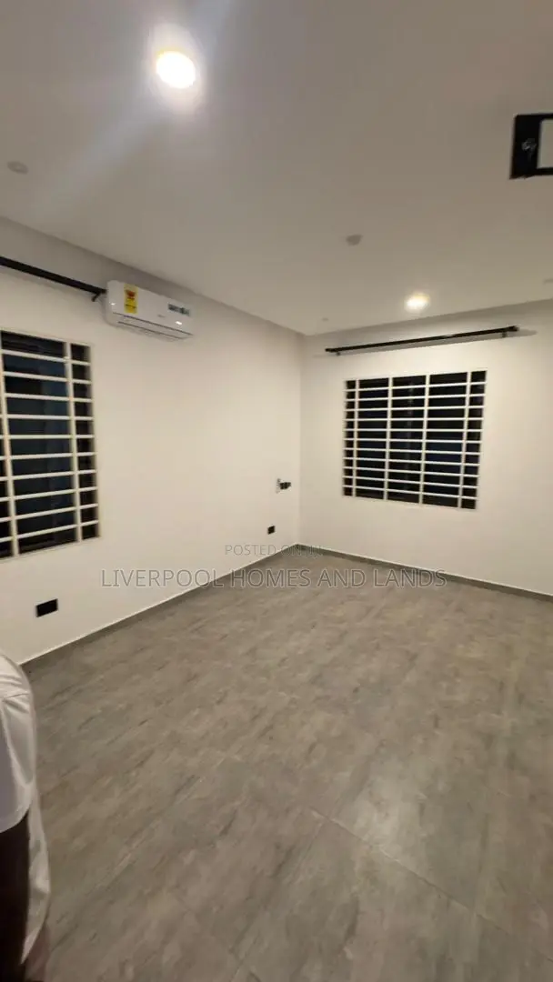 3bdrm House in Community 18 Kfc, Spintex for rent