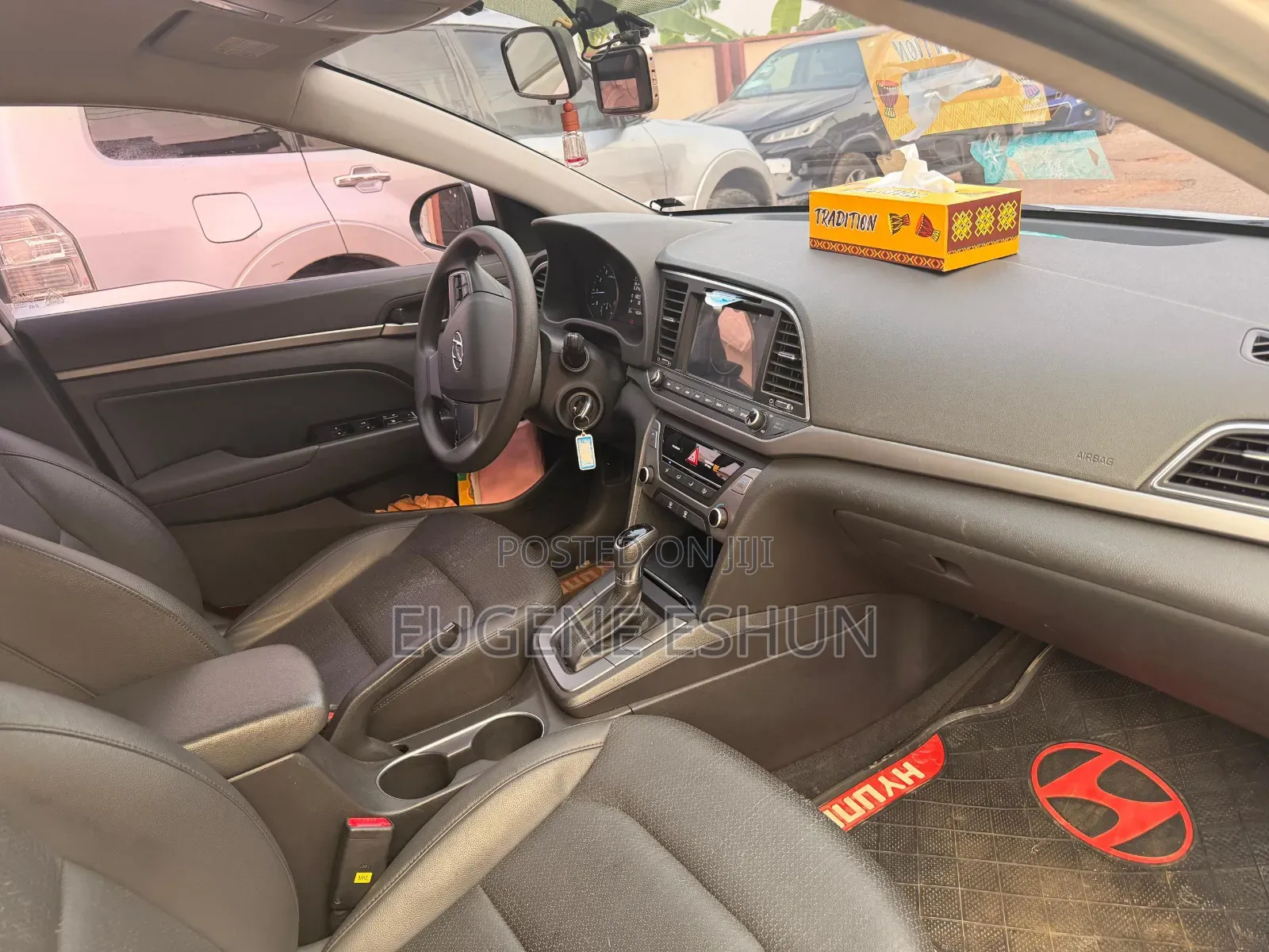 Hyundai Elantra 2016 Silver