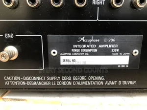 Accuphase E206 Amplifier ( Circa Late 1980s)