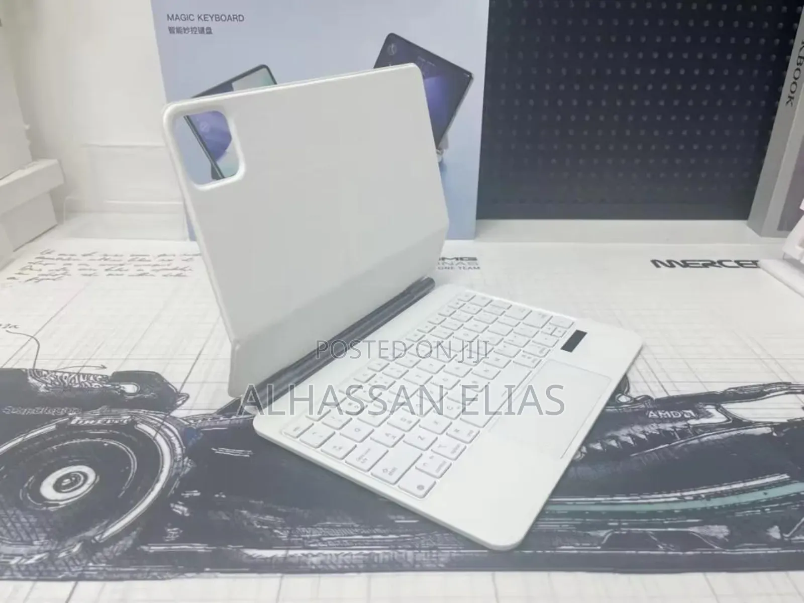 Magic Keyboard for iPad Air M2/M3gen
11 Inch (White)