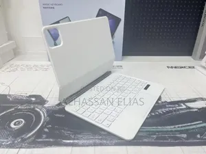 Magic Keyboard for iPad Air M2/M3gen
11 Inch (White)