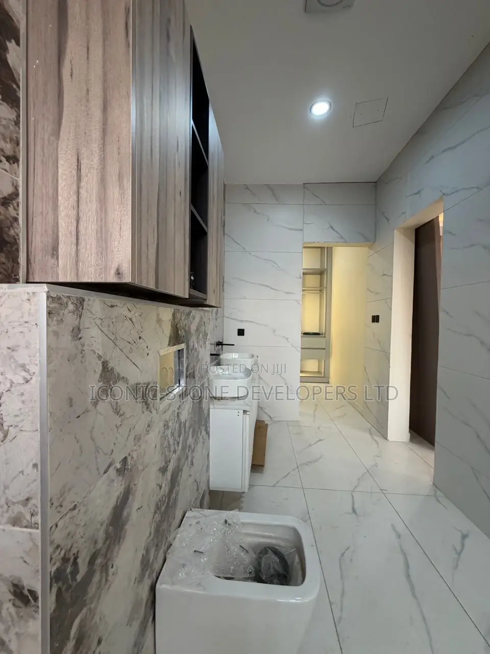 4bdrm House in American House., East Legon for sale