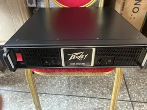 Peavey Cs2000 Powered Amplfier