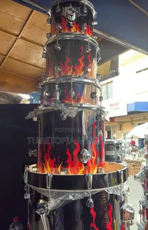 Mapex 5-piece Professional Drum Set