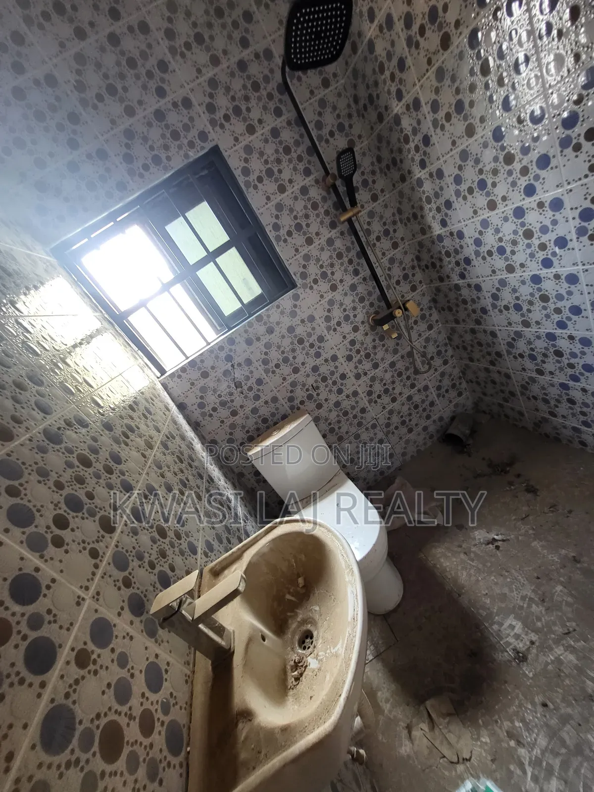 1bdrm Apartment in Akokofoto, Dansoman for rent