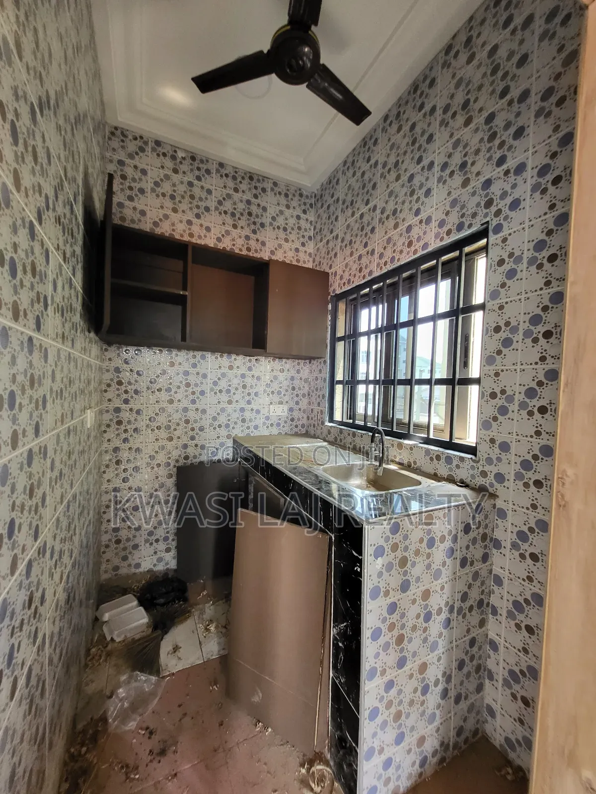 1bdrm Apartment in Akokofoto, Dansoman for rent