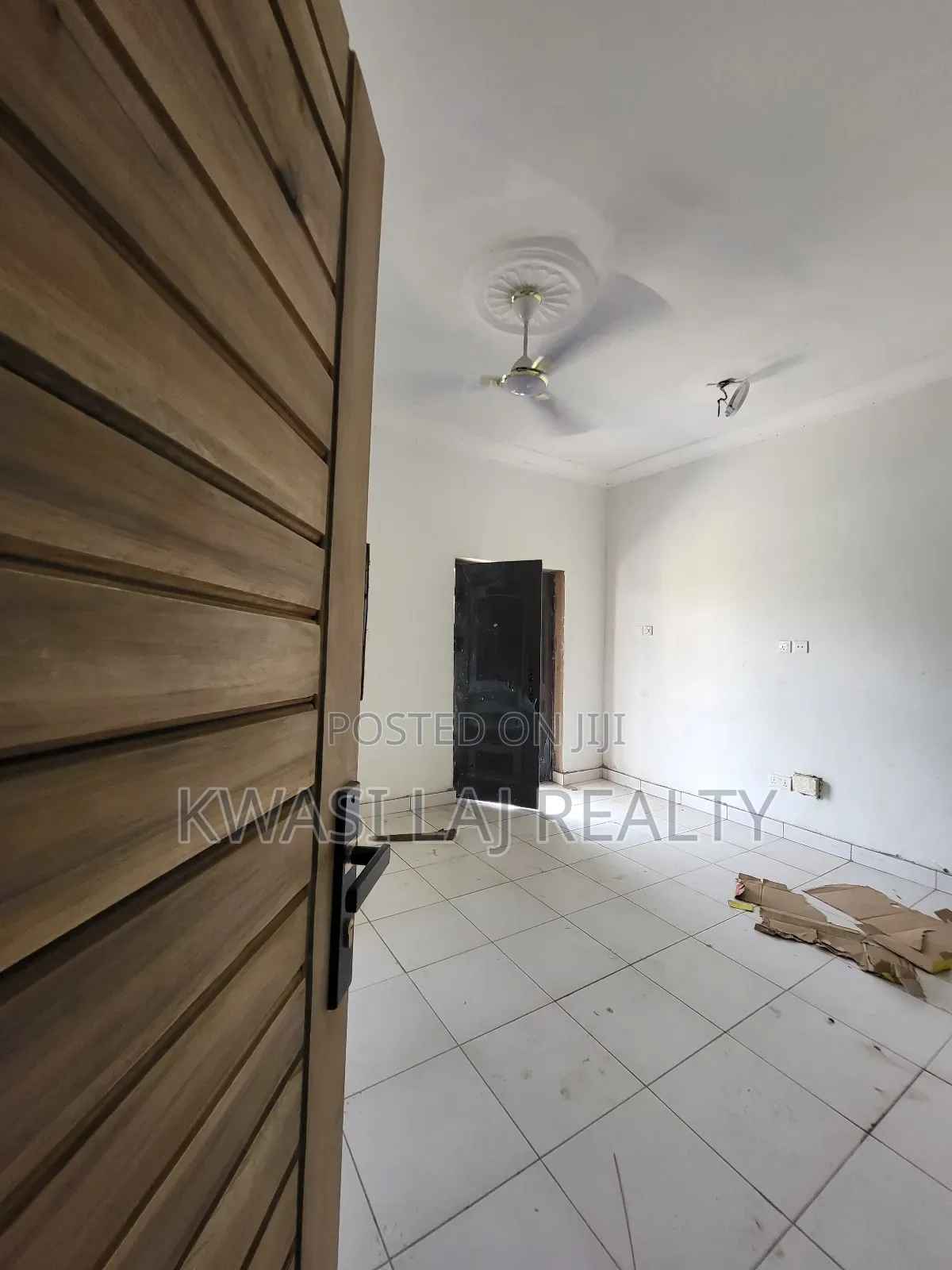 2bdrm Apartment in Akokofoto, Dansoman for rent