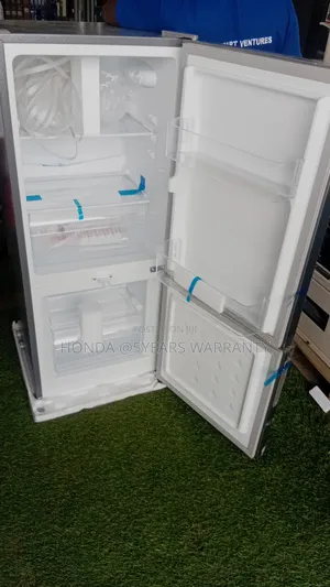 Westpool 117l Table Top Refrigerator
