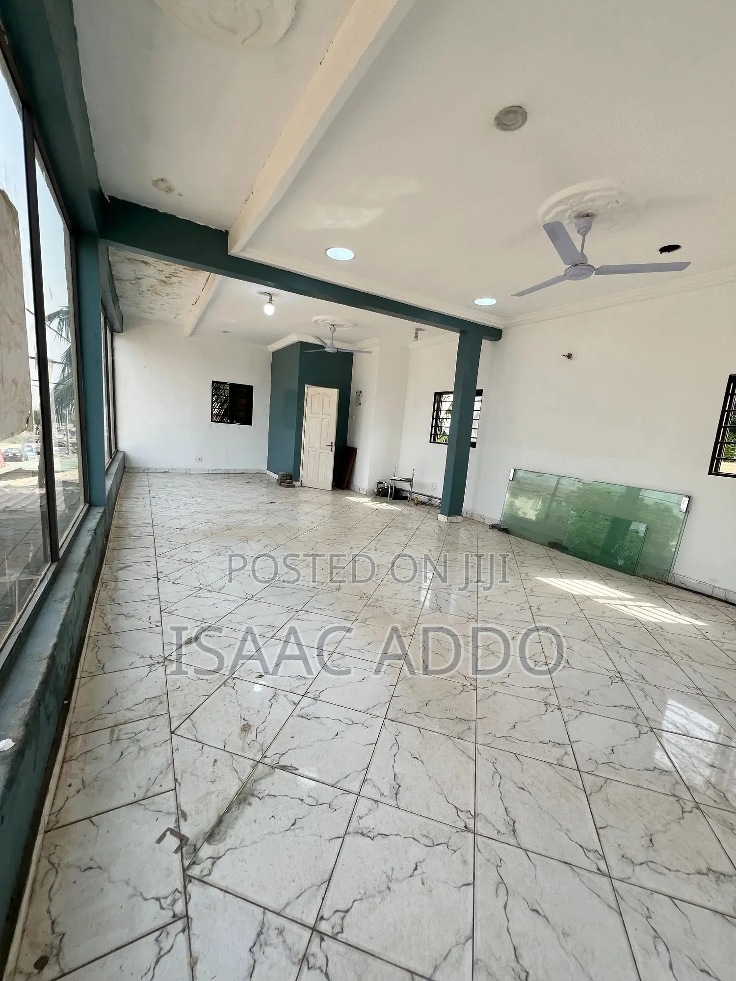 Double Shop for Rent at Adenta