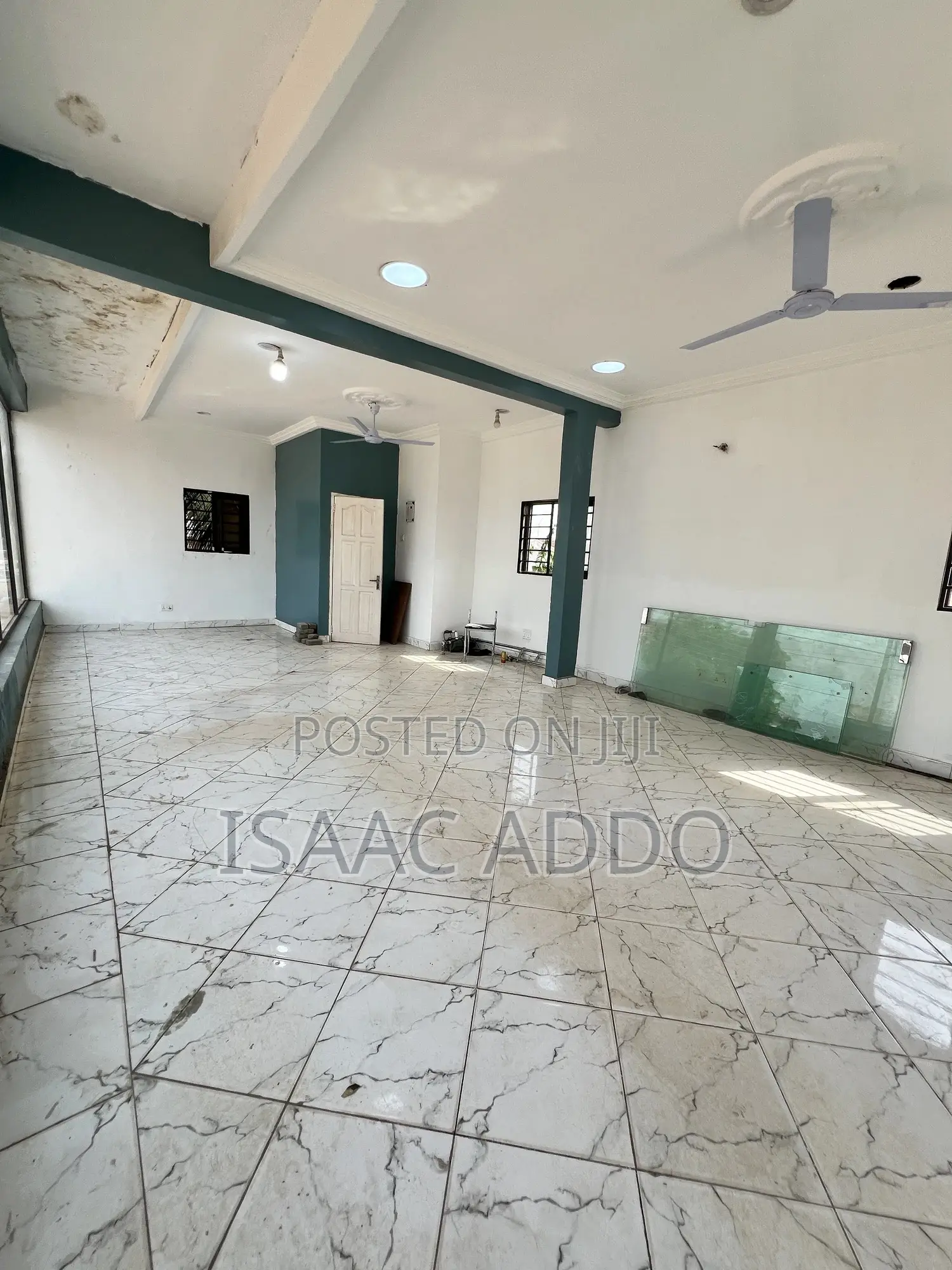 Double Shop for Rent at Adenta