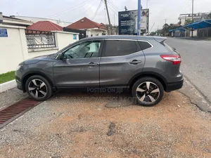 Nissan Qashqai 2015 Gray