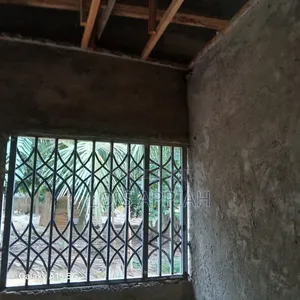 4bdrm House in Lois Appiah, Atwima Kwanwoma for sale