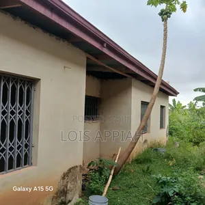 4bdrm House in Lois Appiah, Atwima Kwanwoma for sale